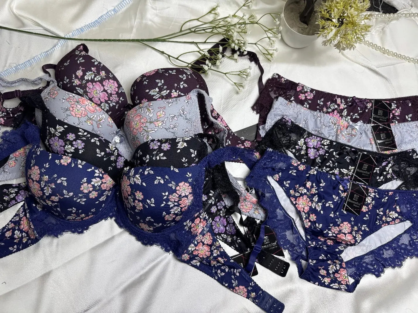 Floral Print Bra & Panty Set